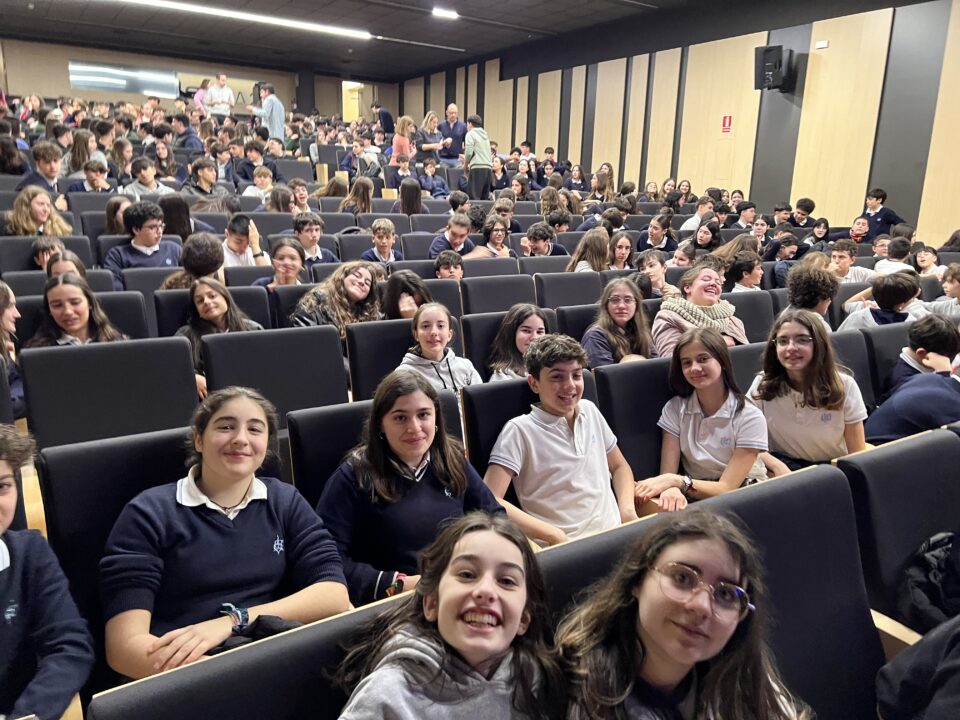 Teatro_Valladolid_estudiantes_Agustinas_Don_Quijote